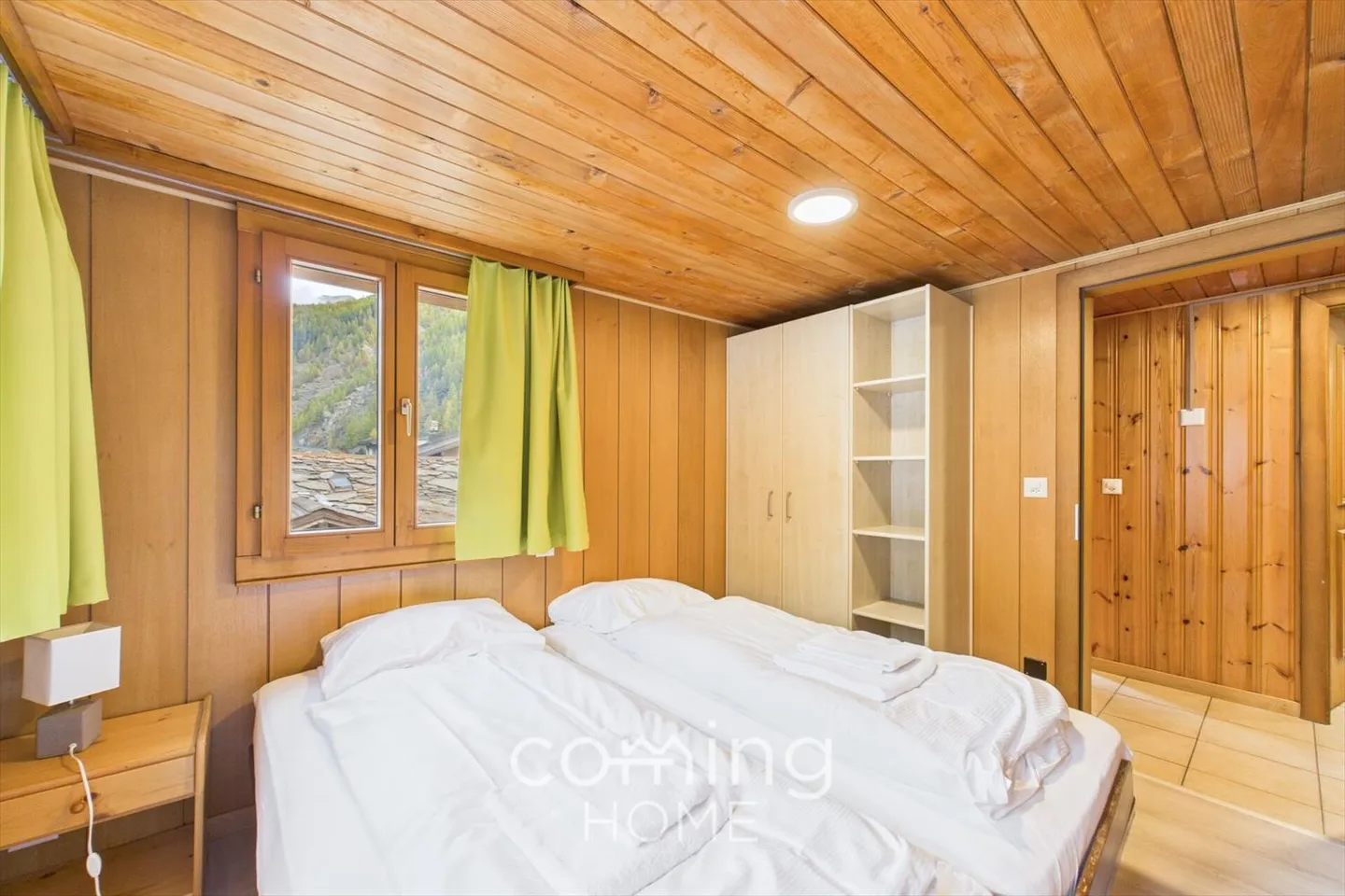 Appartement lumineux de 3,5 pièces au cœur de Saas-Grund avec vue sur le beau monde montagnard - Photo 7 sur 11