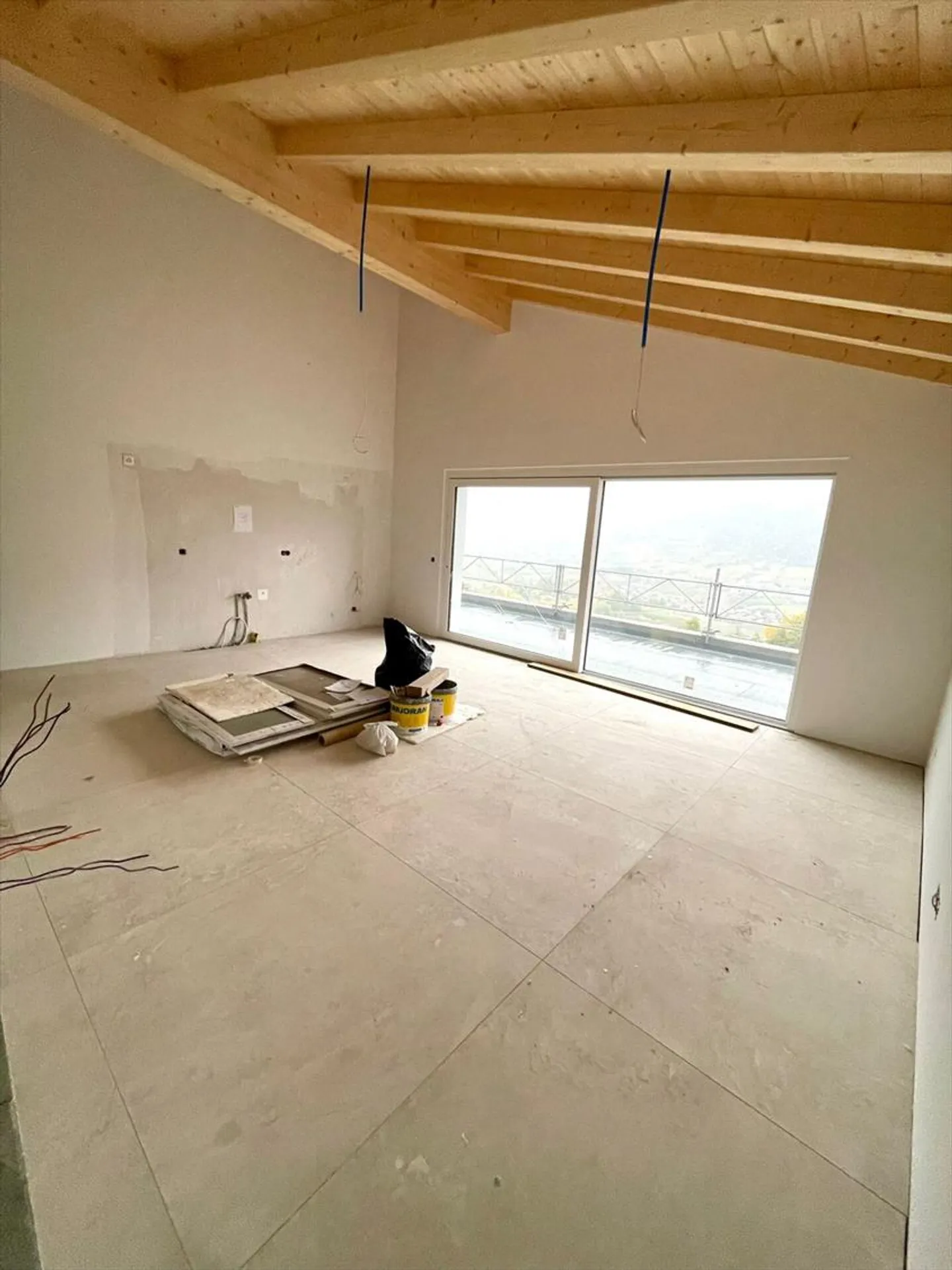 Penthouse for sale - Photo 4 of 13