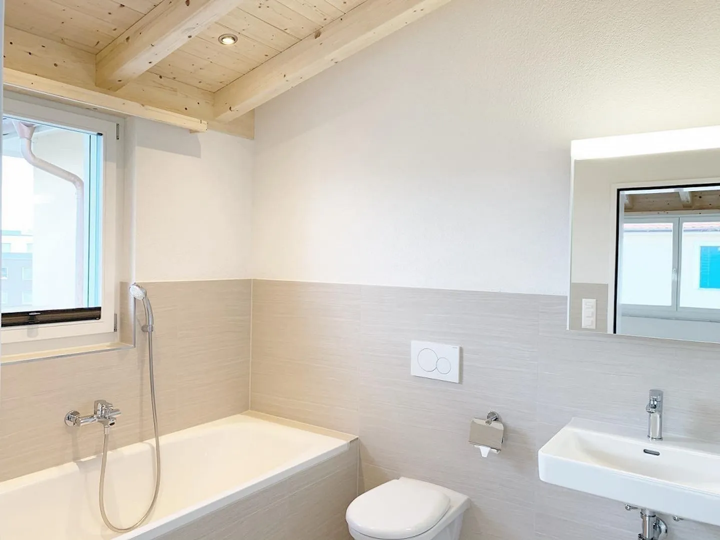 3.5 Zimmer Dachwohnung an ruhiger Lage - Foto 12 von 13