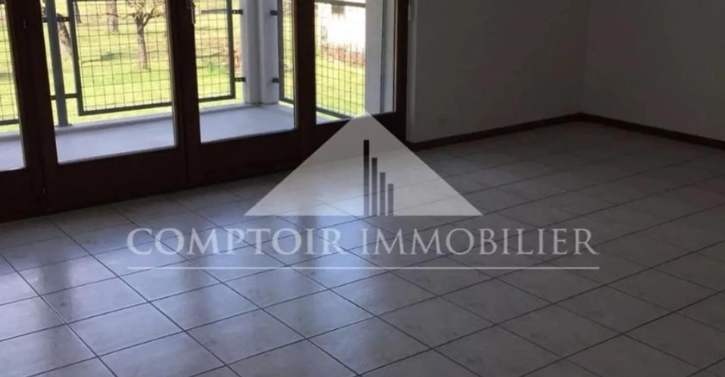 Appartement Charmant à Chalais - Photo 2 sur 5