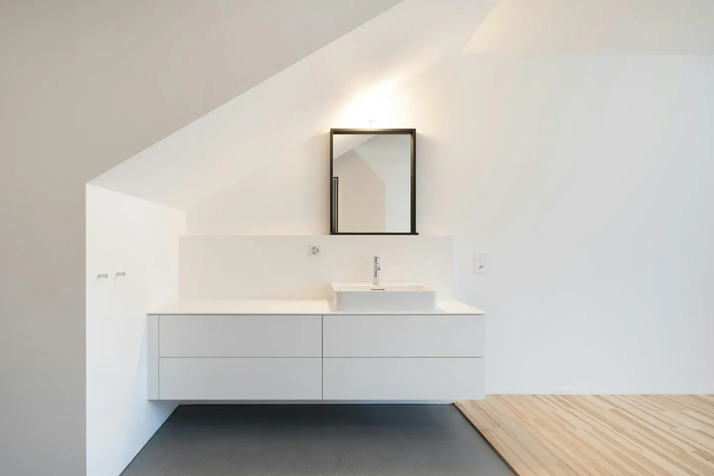 Rheinromantik: La tua nuova casa nel cuore di Basilea - 4.5 Maisonette - Foto 7 di 10