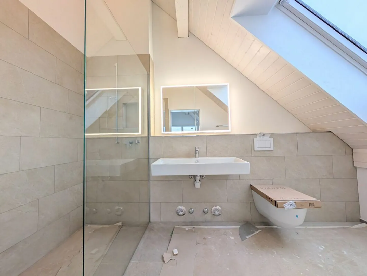 Unobstructed view into the agricultural zone and the Uetliberg guaranteed! - Photo 4 of 9