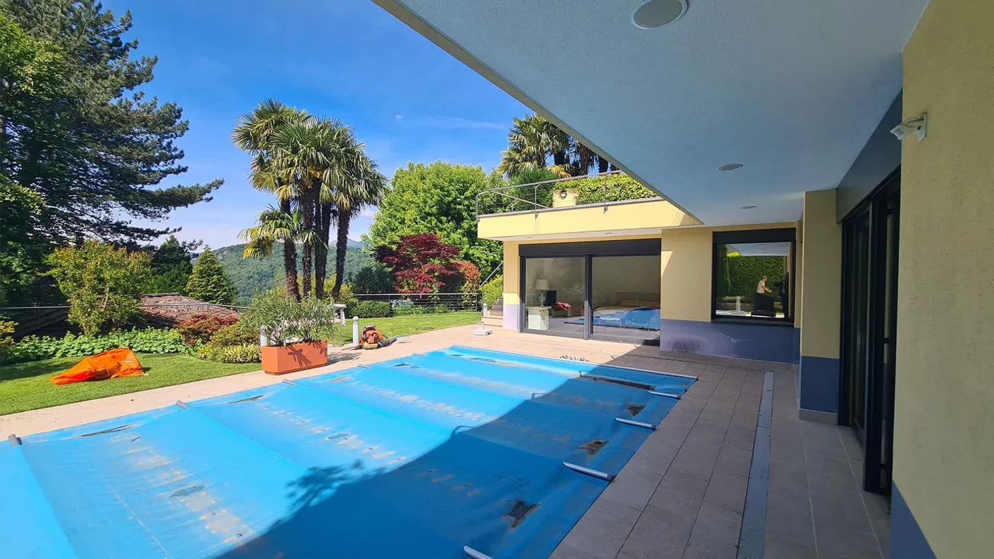 Villa Elegante con Parco Privato - Foto 7 di 23