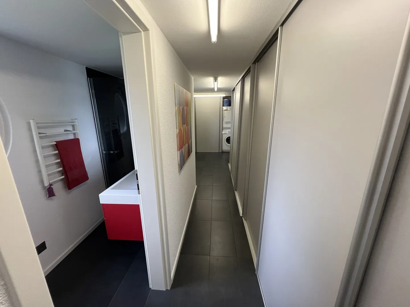 Schönes 5,5-Zimmer-Einfamilienhaus mit Terrasse, Garten und schönem Seeblick - Foto 3 von 20
