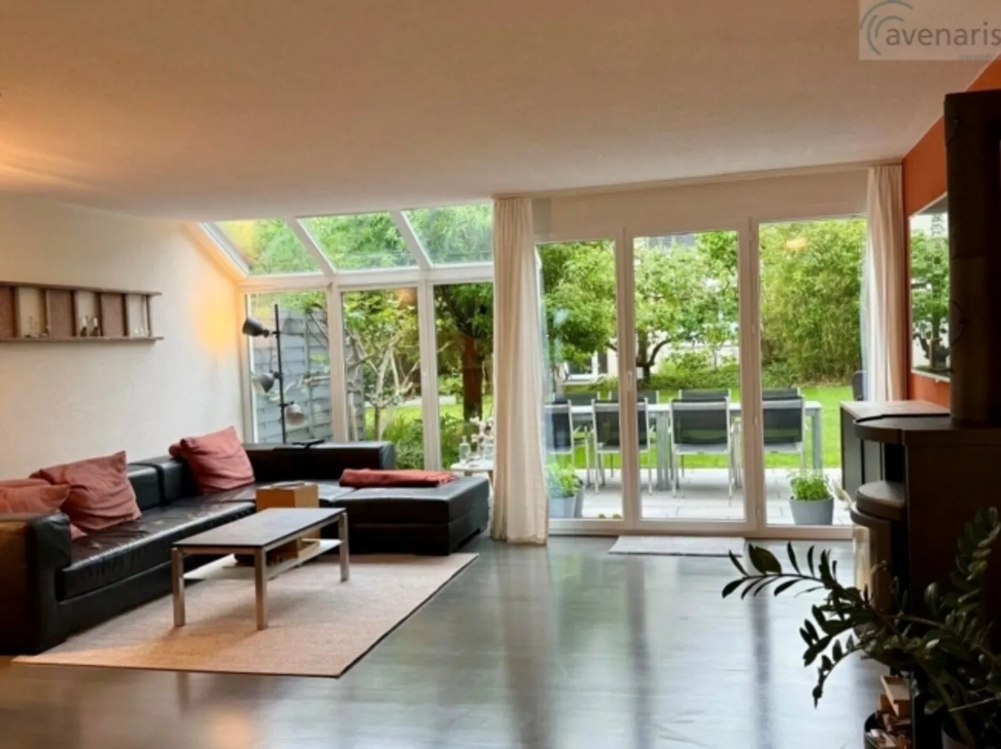 «Doppeleinfamilienhaus mit grossem Gartenparadies nahe am Waldrand» - Foto 5 von 18