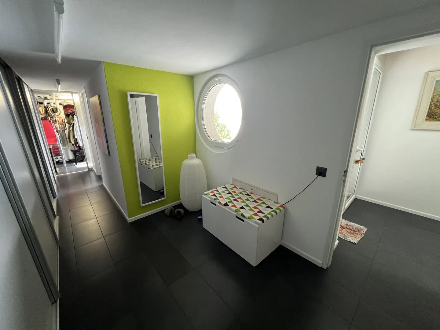 Schönes 5,5-Zimmer-Einfamilienhaus mit Terrasse, Garten und schönem Seeblick - Foto 5 von 20