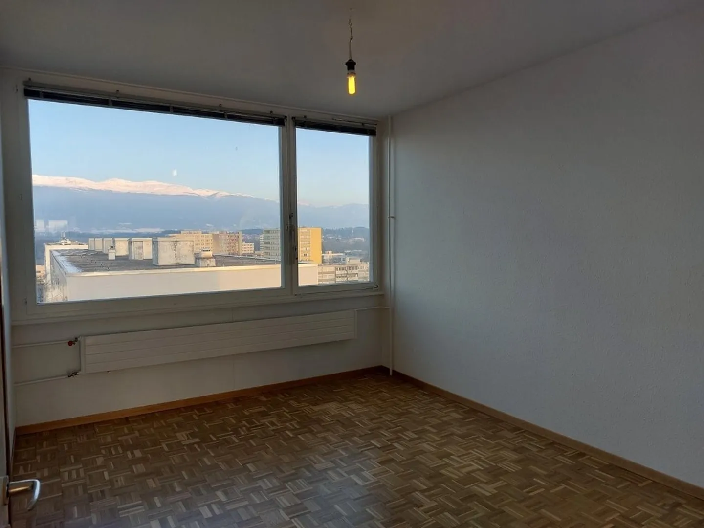 Helles Apartment nahe Forum Meyrin - Foto 8 von 9