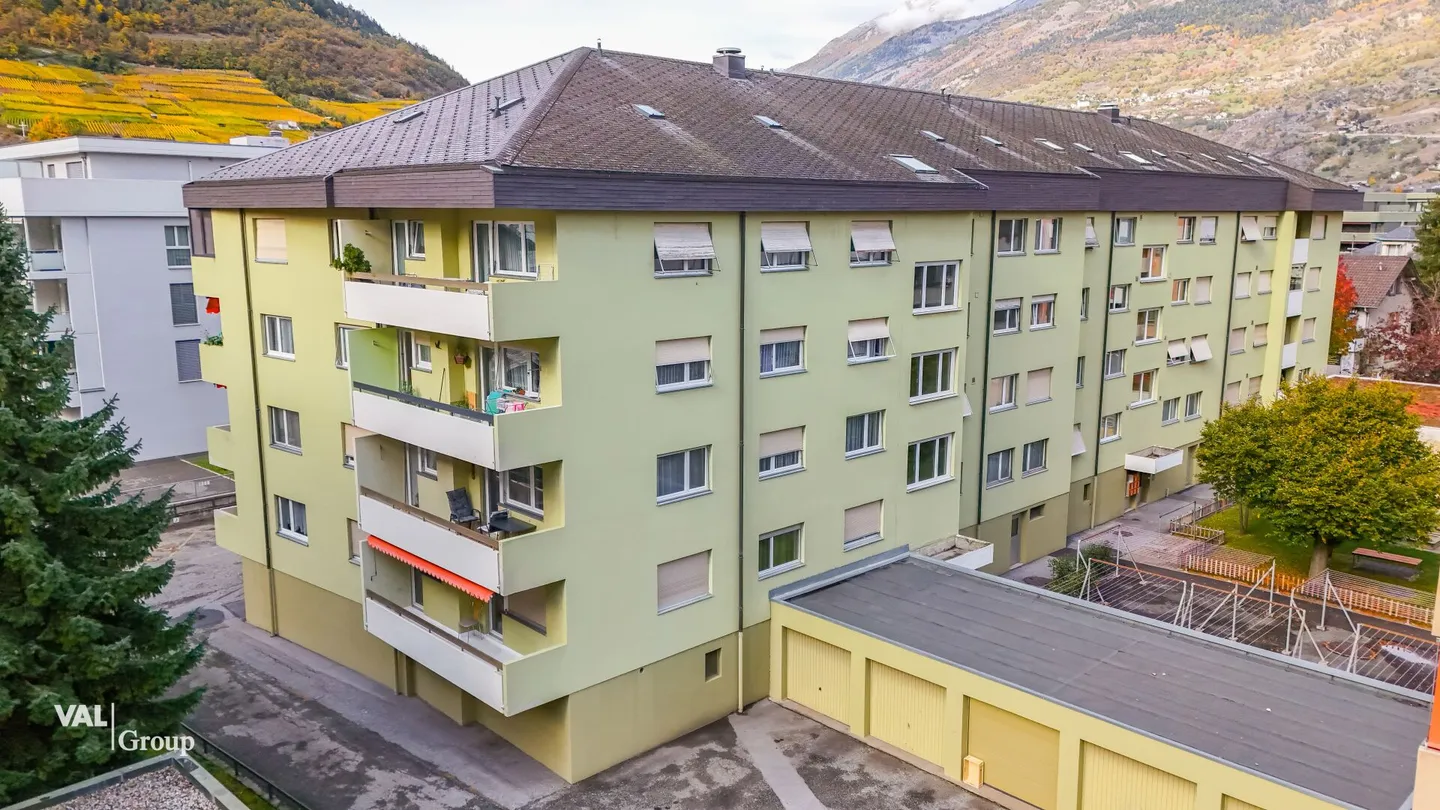 Ampio appartamento di 4,5 stanze in una posizione popolare a Visp - luminoso, ben curato e zen - Foto 13 di 13