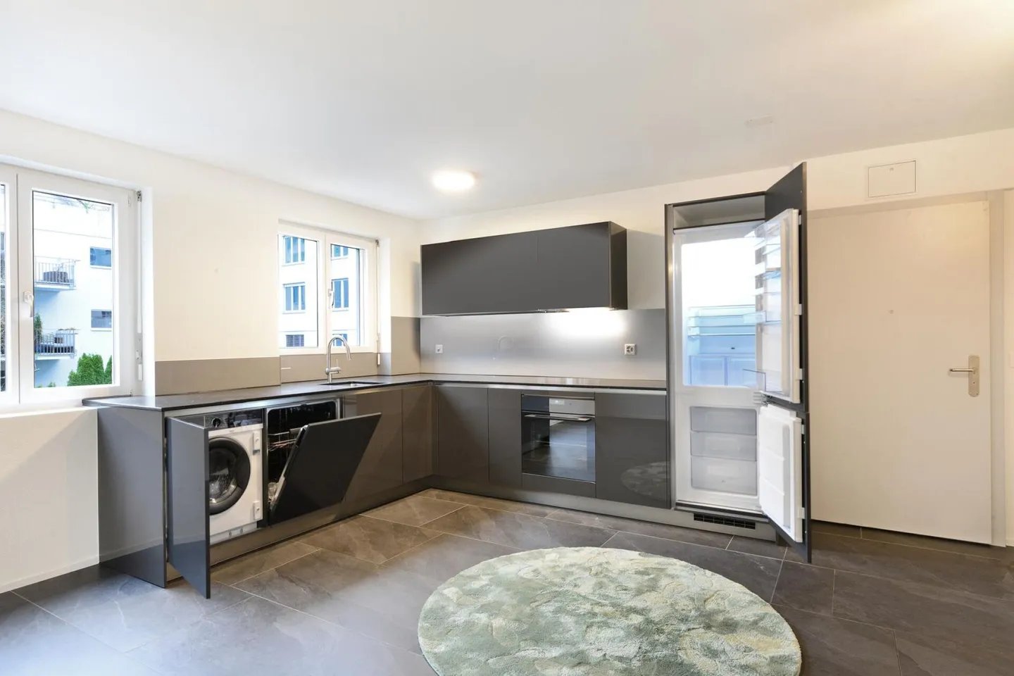 Studio apartment in the best location in Zurich Seefeld - Photo 1 of 8