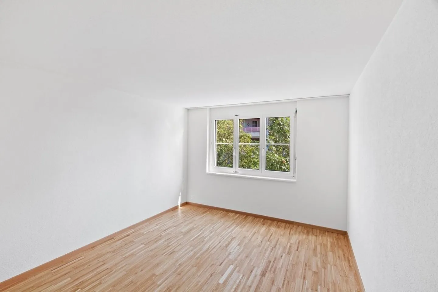 Helle Wohnung mit Balkon - Foto 7 von 10