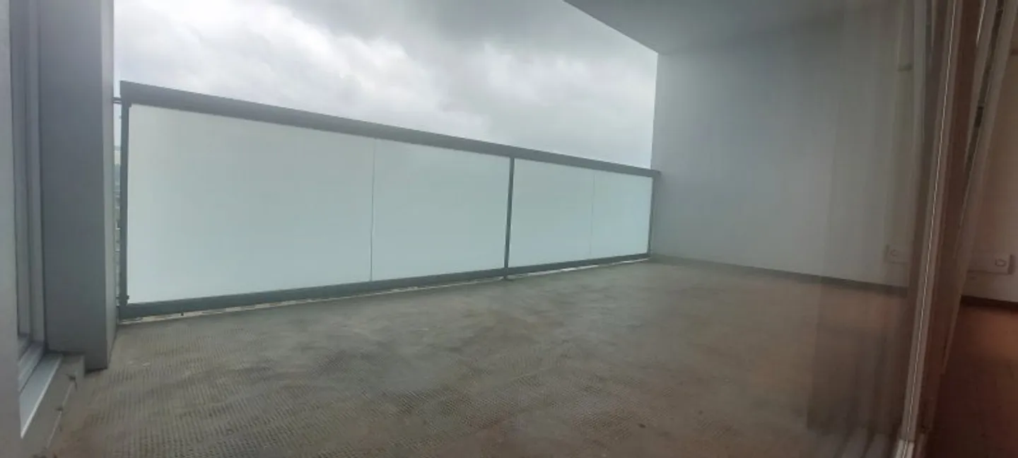 5-room apartment - Photo 9 of 9