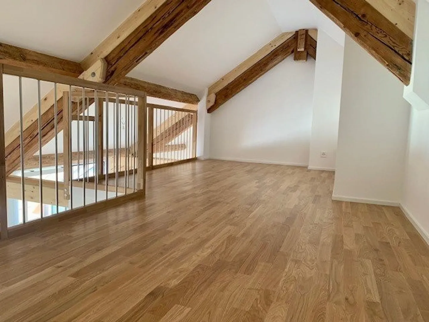 Magnificent loft with mezzanine in Lausanne! - Photo 4 of 5