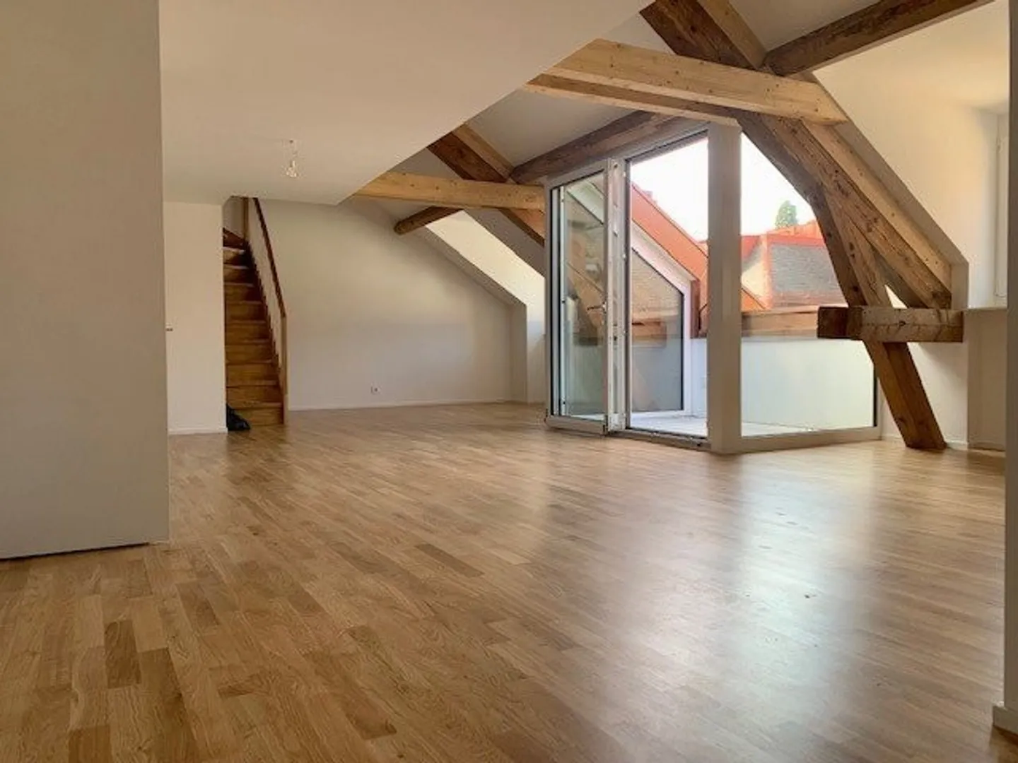 Magnificent loft with mezzanine in Lausanne! - Photo 2 of 5