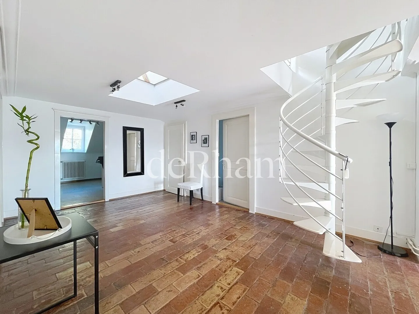 Prächtige Wohnung nur wenige Schritte vom See entfernt! - Foto 6 von 9