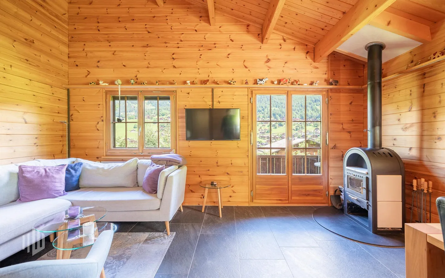 ImmoWyss -  Chalet mit Einlieger-Studio unterhalb der Eiger-Nordwand - Foto 3 von 8