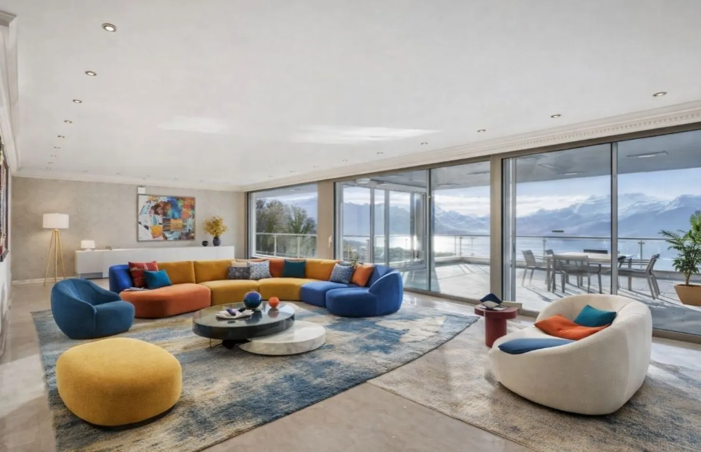 Proprietà Unica con vista panoramica, esclusiva di Sotheby's! - Foto 7 di 13