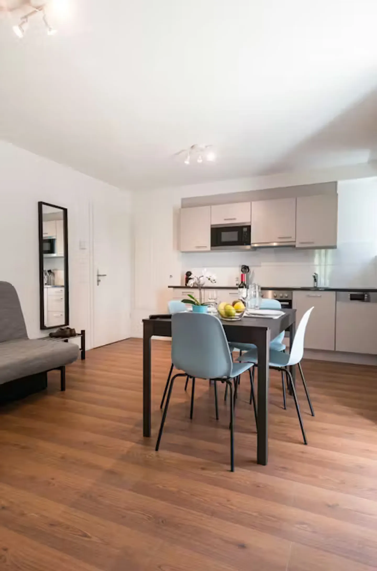 Modernes Apartment in Zürich - Foto 9 von 10