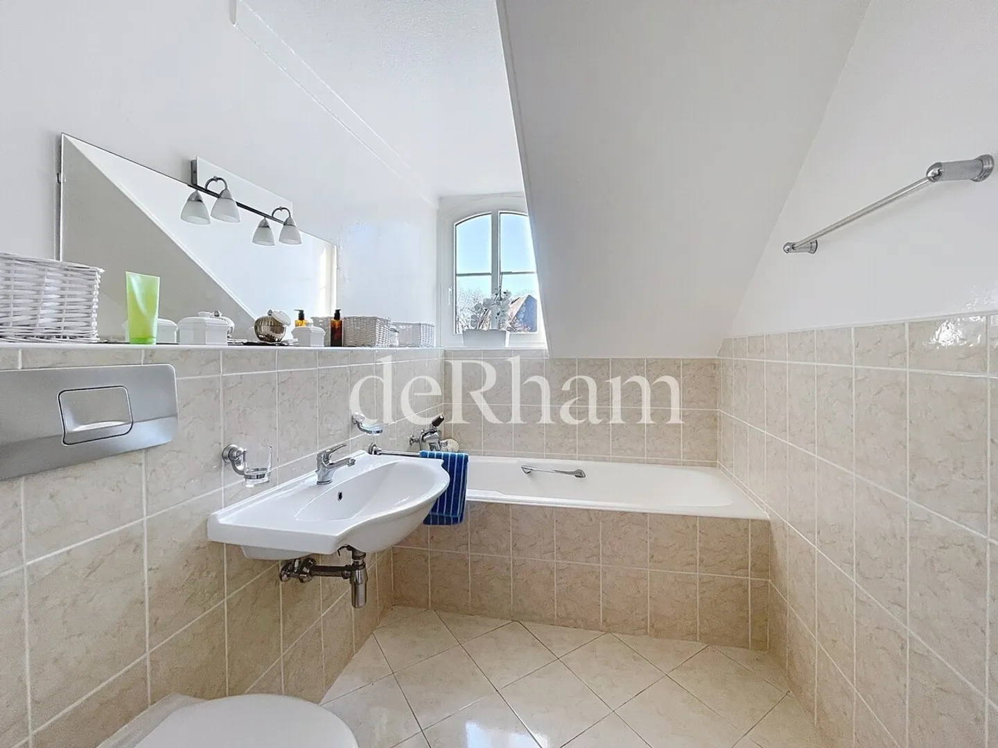 Prächtige Wohnung nur wenige Schritte vom See entfernt! - Foto 7 von 9