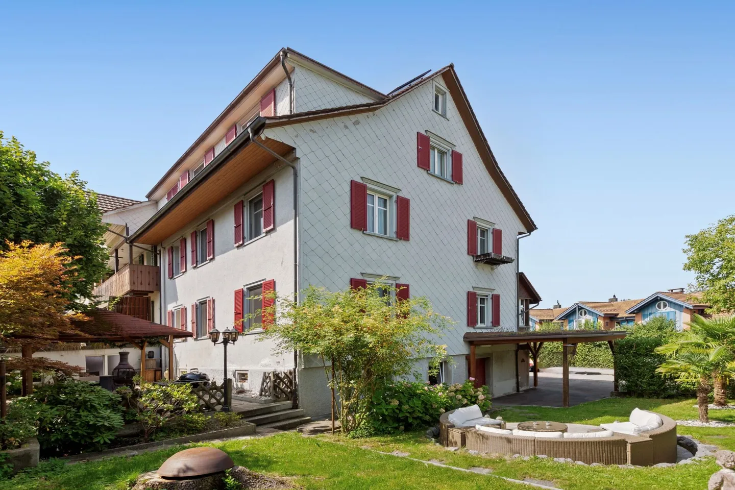 Single-family house with two apartments, renovated in 2020, in Elgg ZH! - Photo 2 of 16