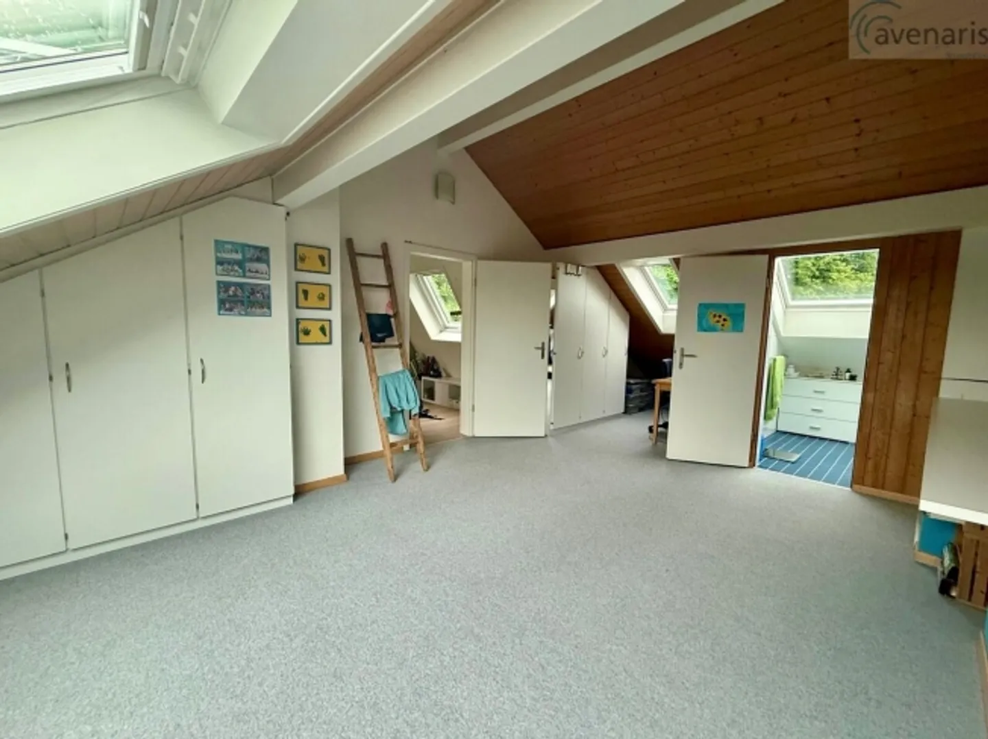 «Doppeleinfamilienhaus mit grossem Gartenparadies nahe am Waldrand» - Foto 13 von 18