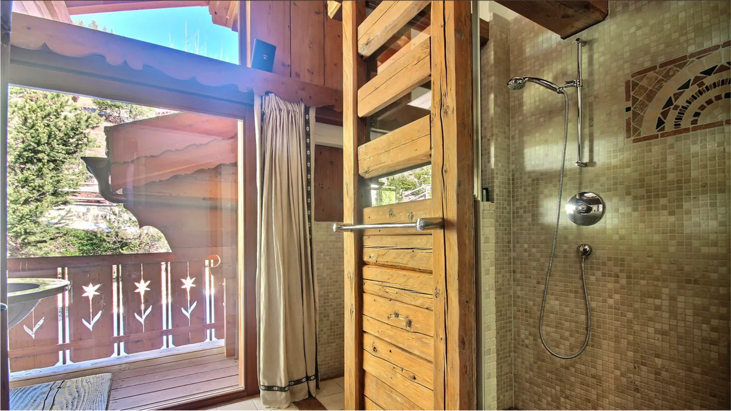 Chalet con vista sulle Alpi - Foto 9 di 21