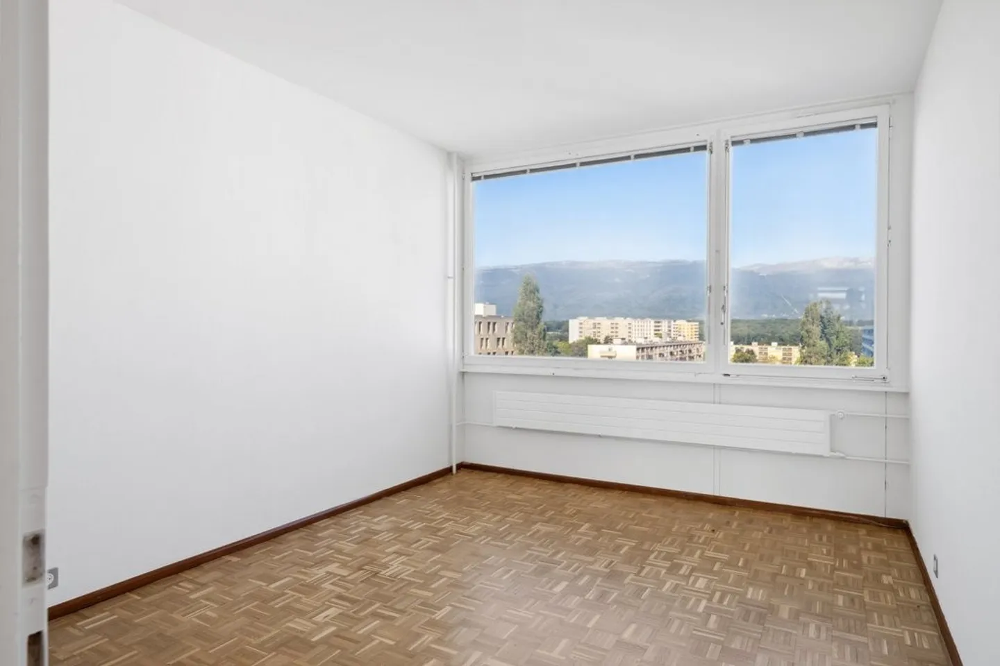 Helles Apartment nahe Forum Meyrin - Foto 8 von 9