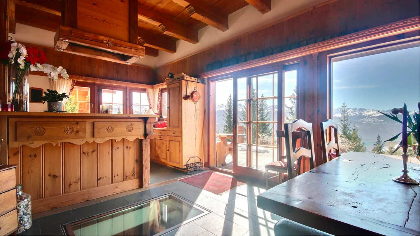 Chalet con vista sulle Alpi - Foto 16 di 21