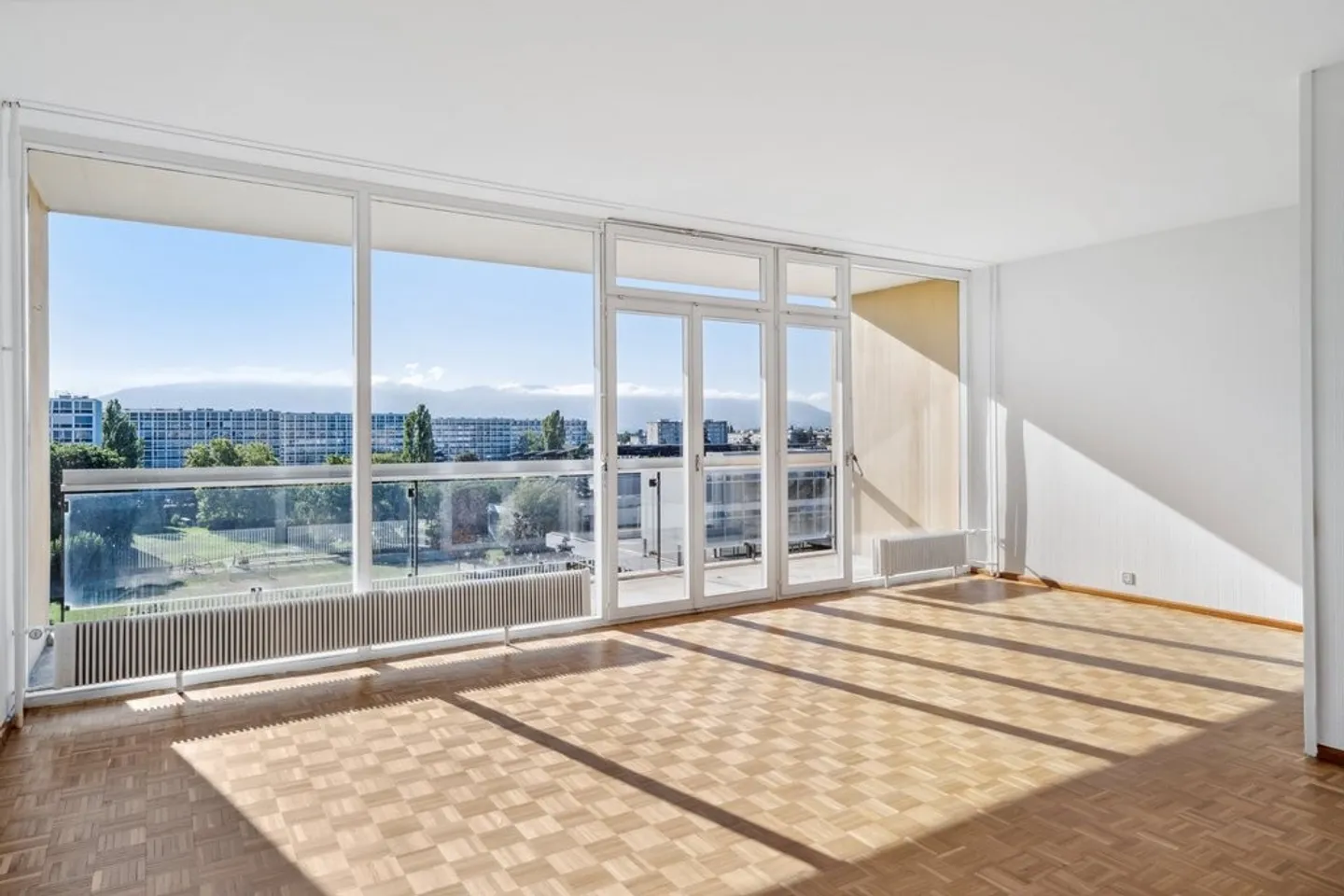 Helles Apartment nahe Forum Meyrin - Foto 2 von 9