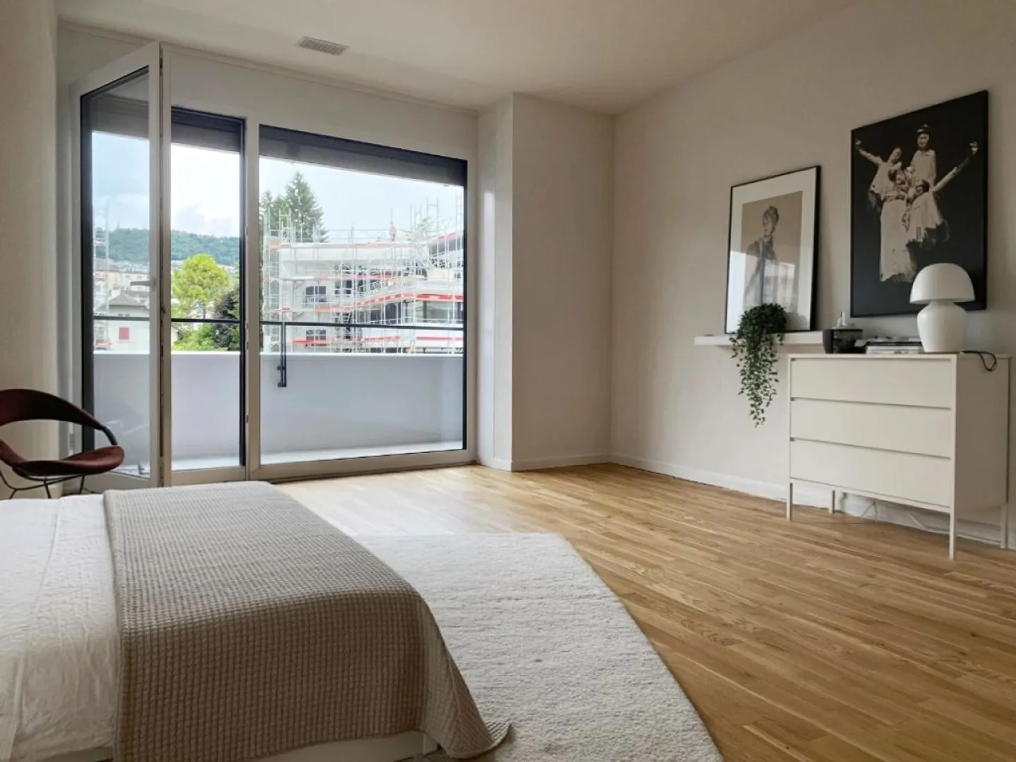 Magnifico appartamento di 3,5 stanze con nuovi standard e vista mozzafiato sul lago - Foto 7 di 13