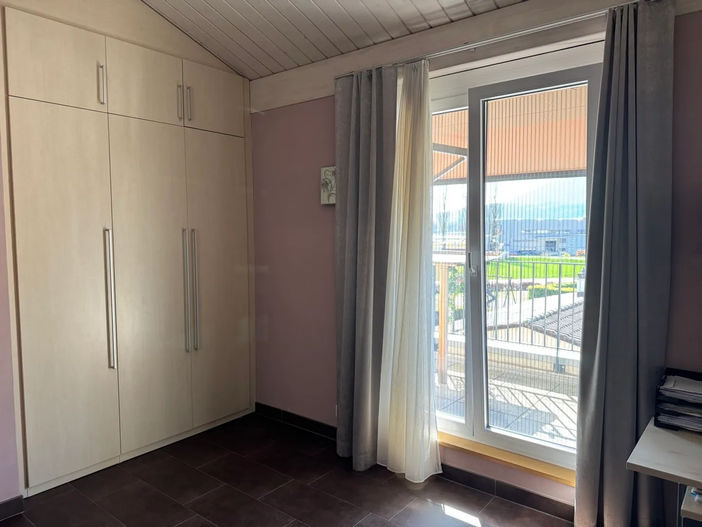 Le Landeron: Wunderschöne Maisonette-Wohnung für diesen Sommer verfügbar - Foto 12 von 15