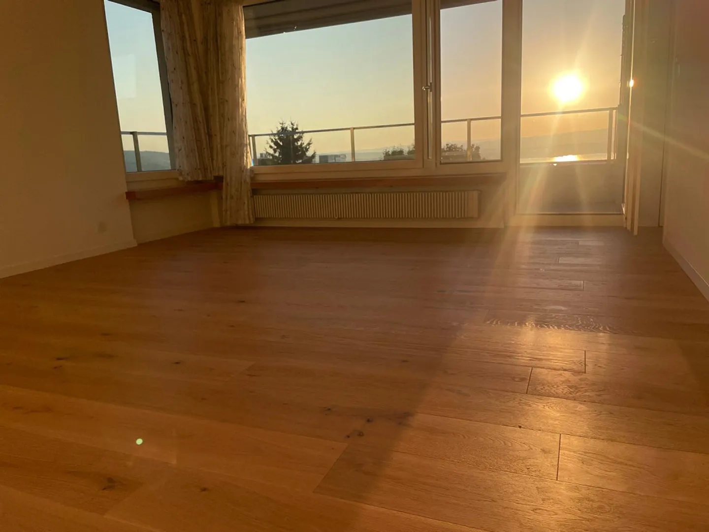 3.5 Room Apartment with View - Photo 4 of 9