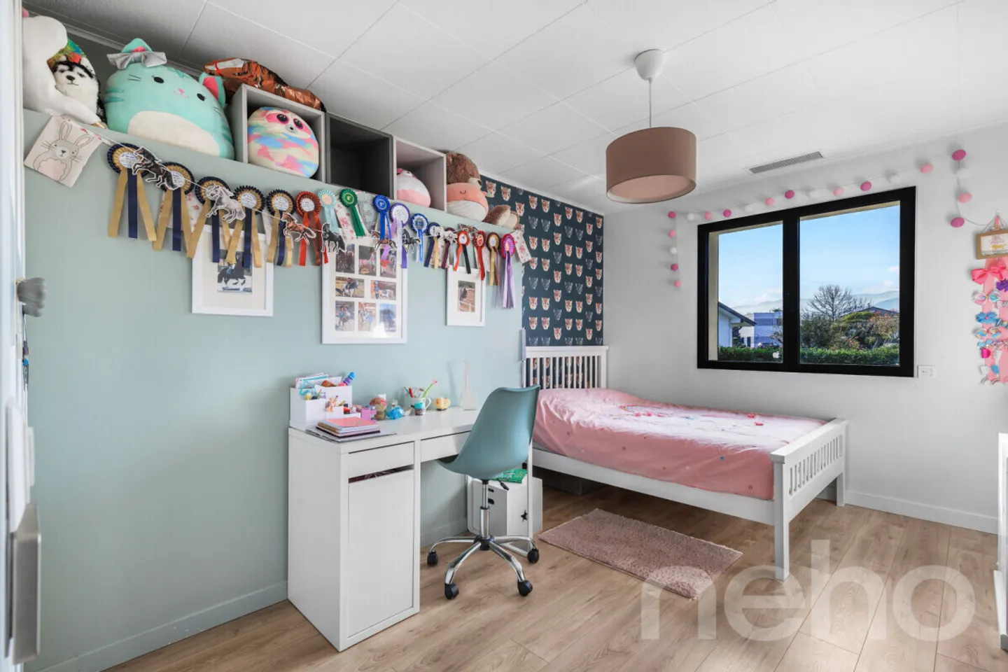 Casa d'architetto ristrutturata con ampio terreno e grande potenziale - Foto 7 di 12