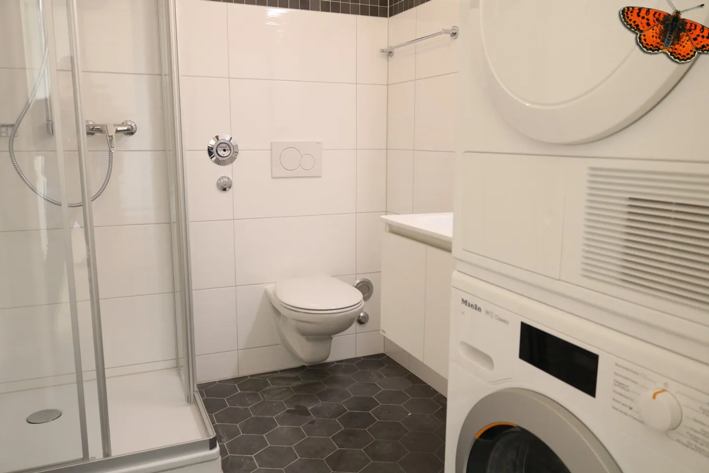 2 ZIMMER - In ruhiger Lage! - Foto 6 von 8
