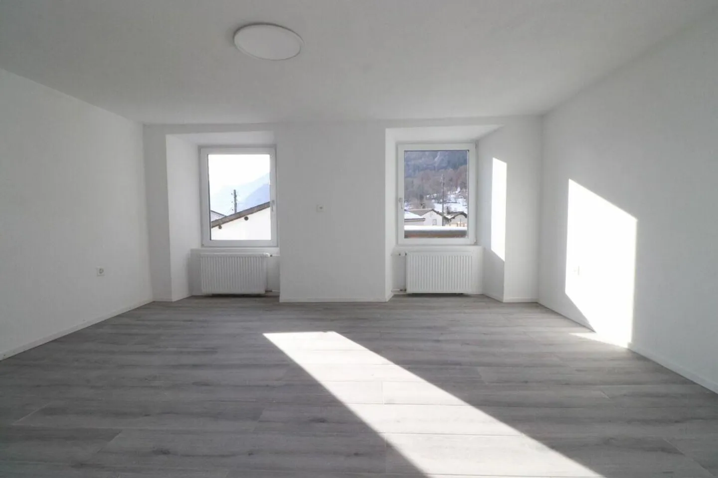 Maison de ville de 4 chambres avec appartement en sous-sol - Photo 8 sur 20