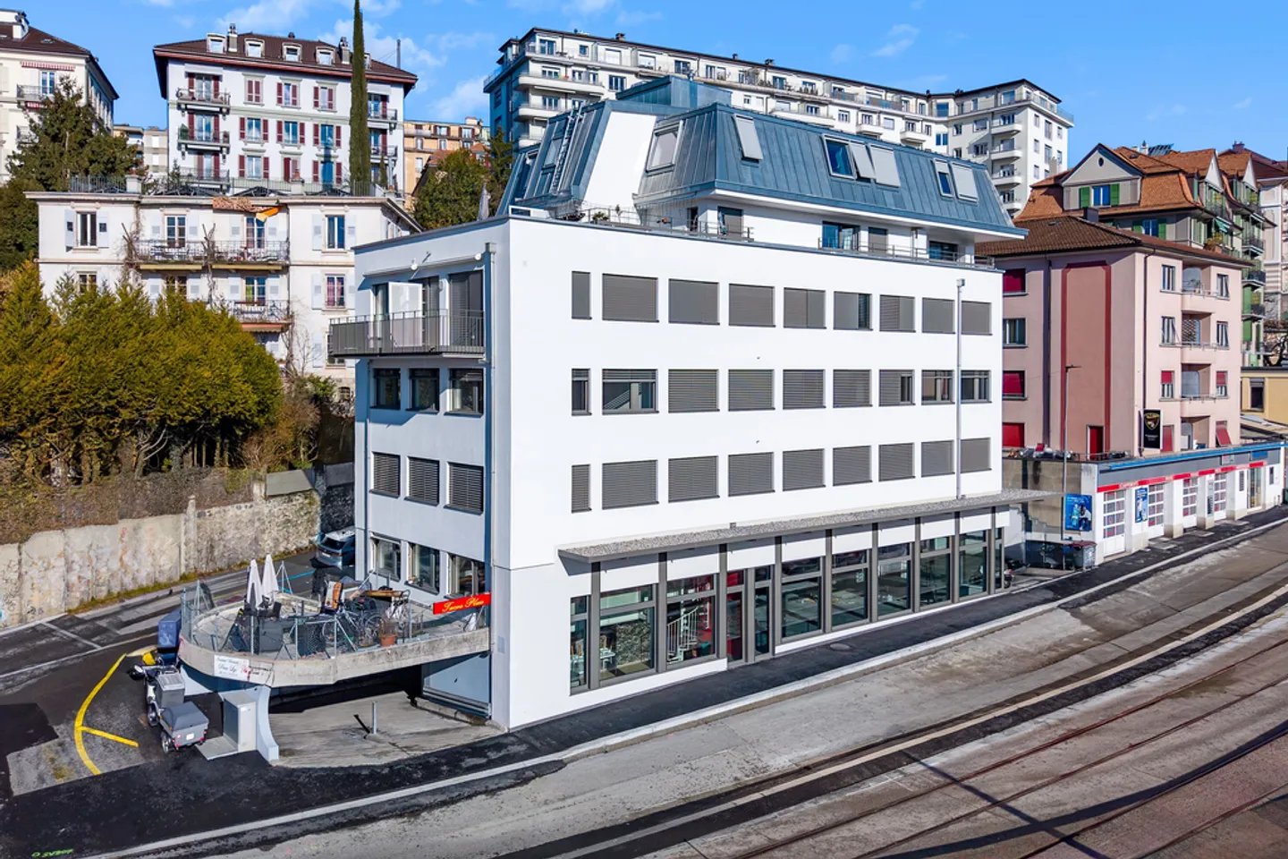 Lausanne Commercial Space - Photo 1 of 4