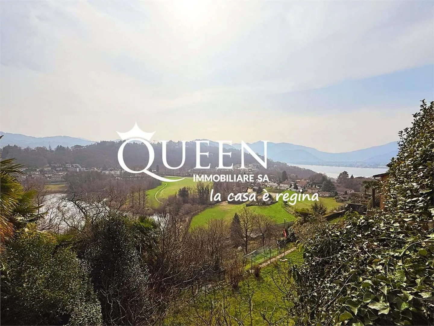 Muzzano: Magnificent Villa with Charm, 6.5 Rooms with Lake View and Large Garden - Photo 12 of 13