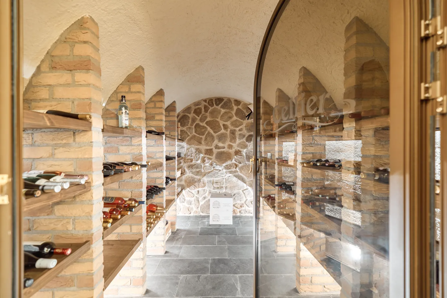 SENSO DI VACANZA: VILLA CON VISTA SUL LAGO DI NEUCHÂTEL - Foto 9 di 13