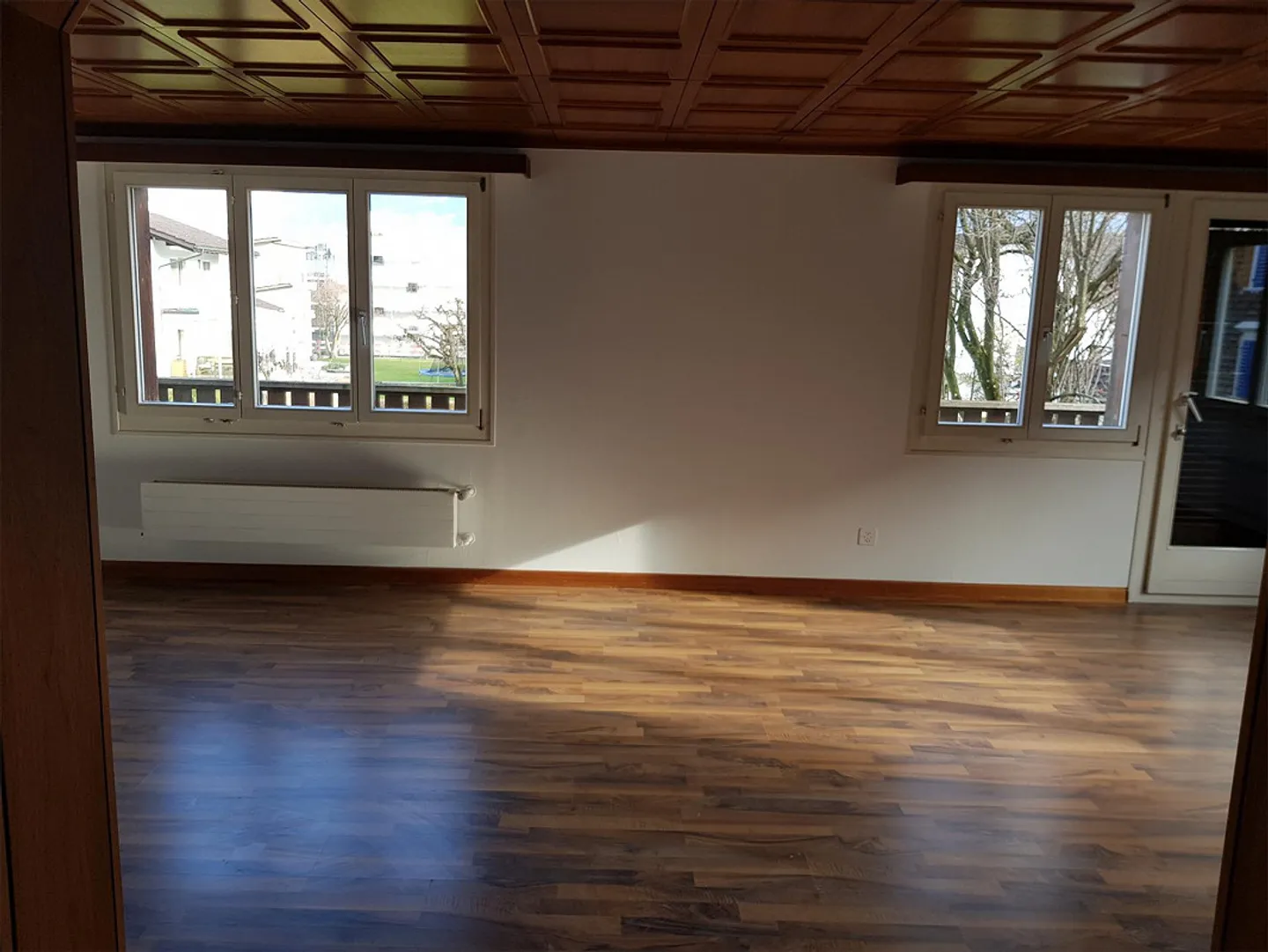 Sezione di casa di 4,5 stanze con grande giardino e garage - Foto 4 di 15