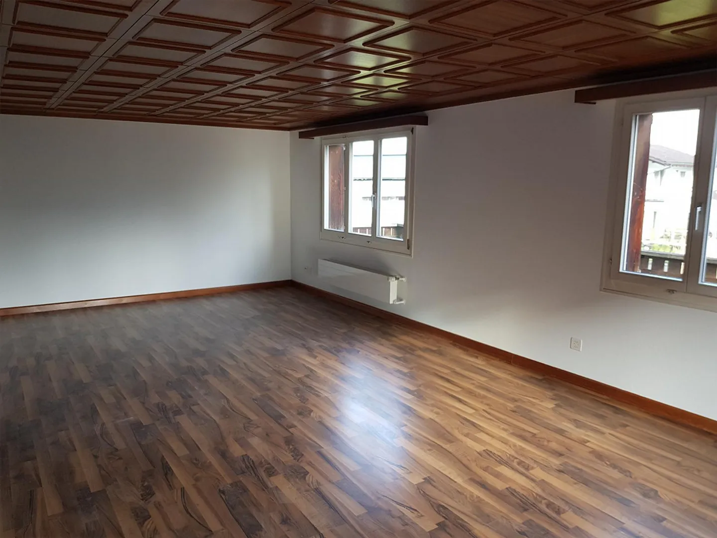 Sezione di casa di 4,5 stanze con grande giardino e garage - Foto 3 di 15