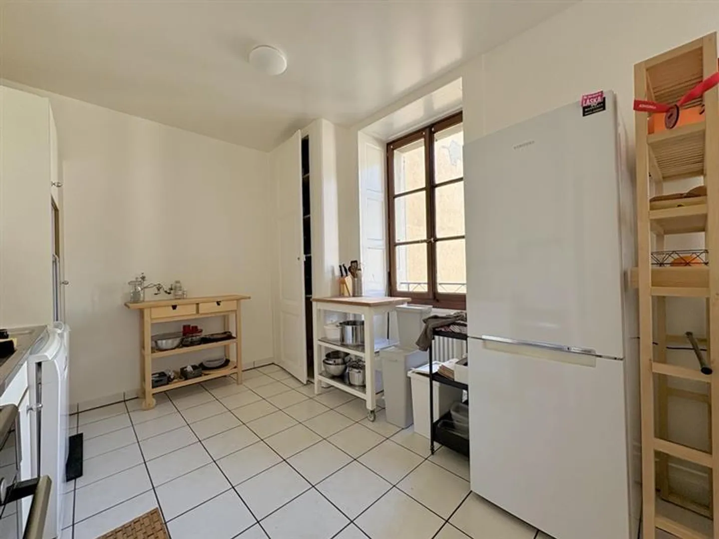 Superbe appartement idéalement situé - Photo 4 sur 8
