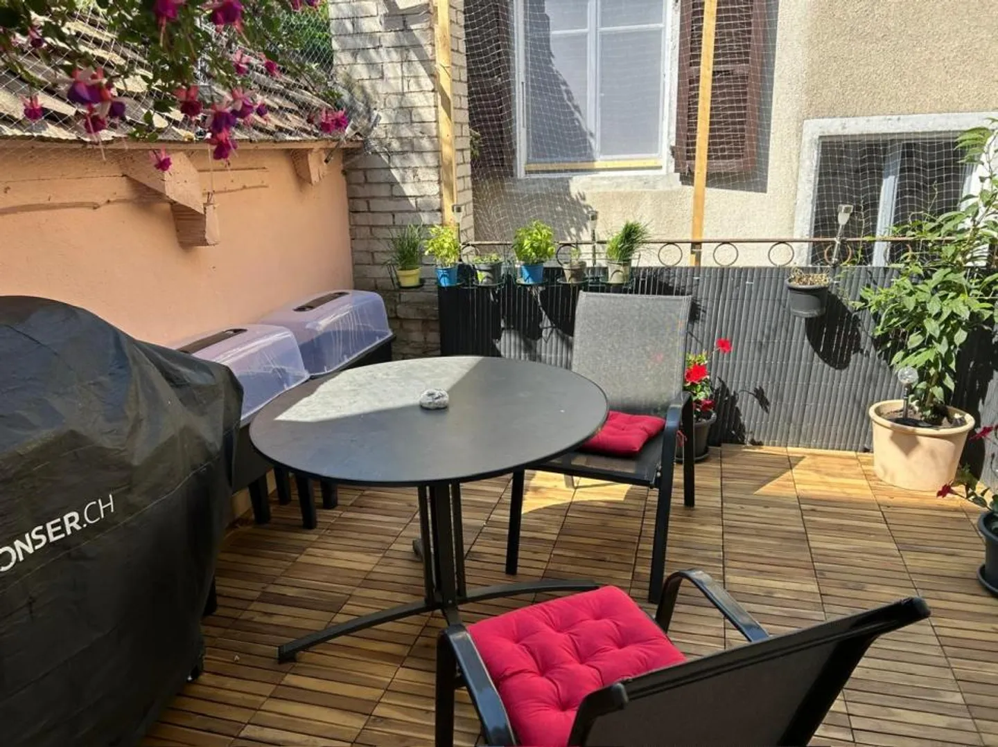 Edificio residenziale in affitto - Foto 2 di 13