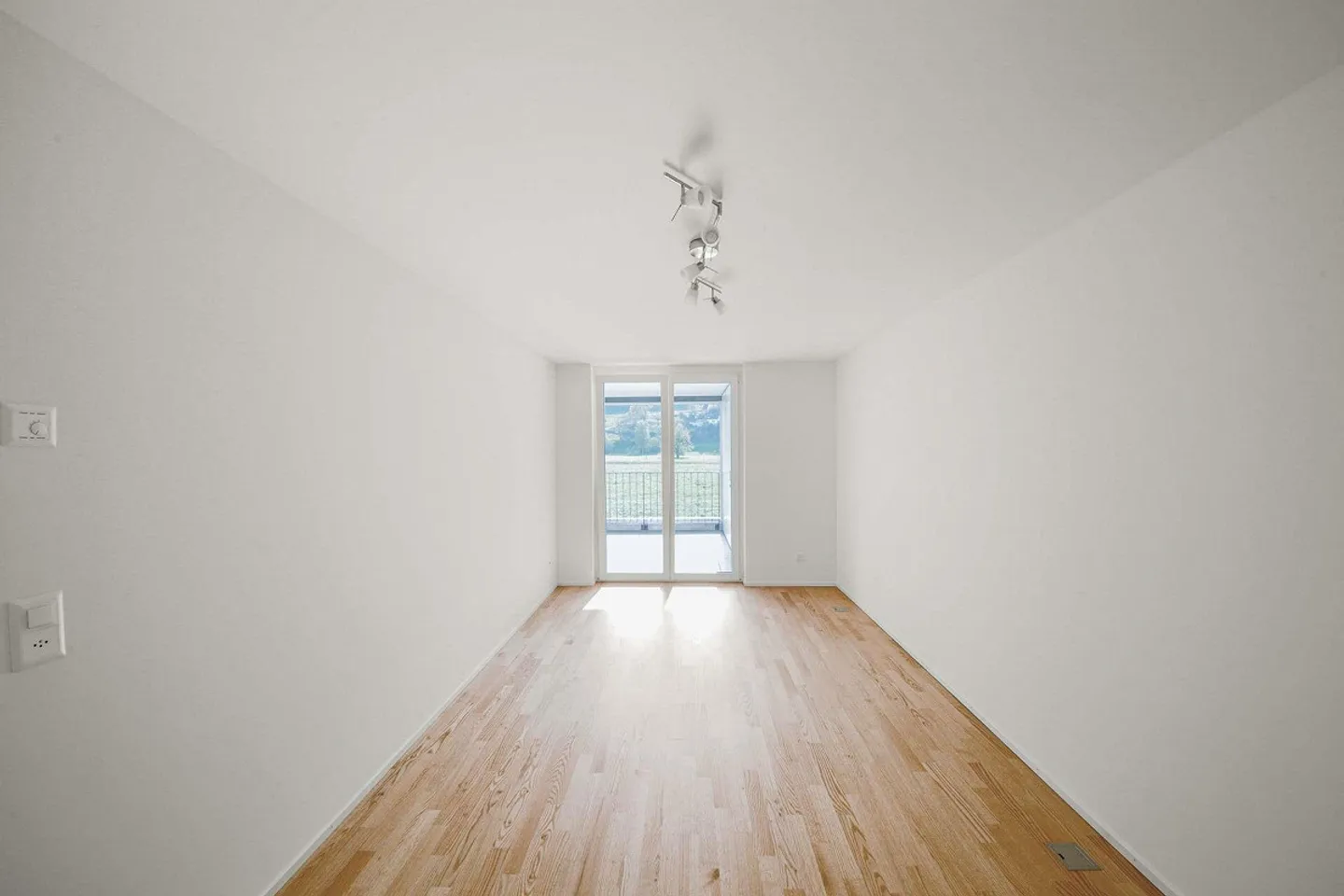 Comfort and tranquility combined - Modern penthouse apartment for the highest demands! - Photo 6 of 14