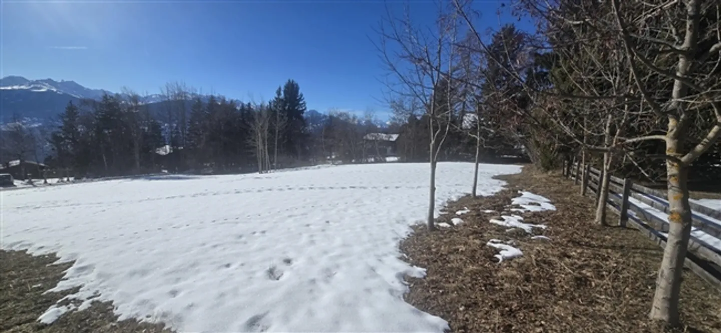 Terrain à bâtir de 1.221 m² à Arbaz (Valais), emplacement exceptionnel - Photo 4 sur 11