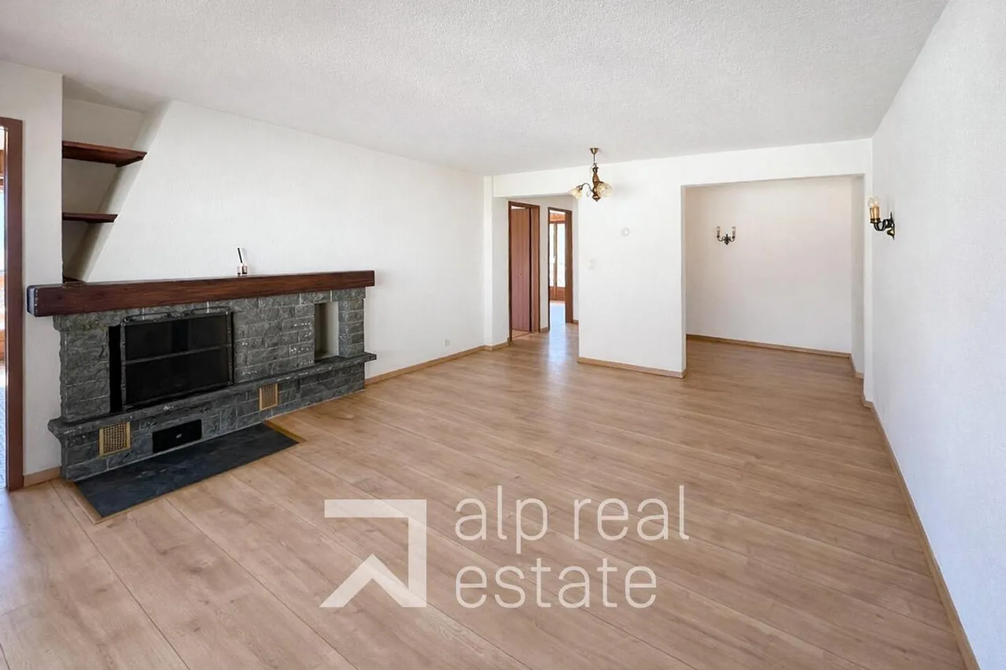 Magnificent 3.5-room apartment with a view - Photo 2 of 7