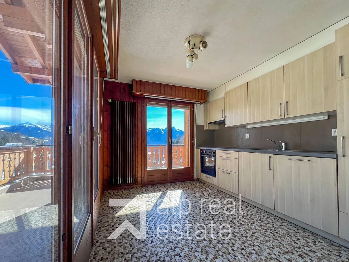 Magnificent 3.5-room apartment with a view - Photo 4 of 7