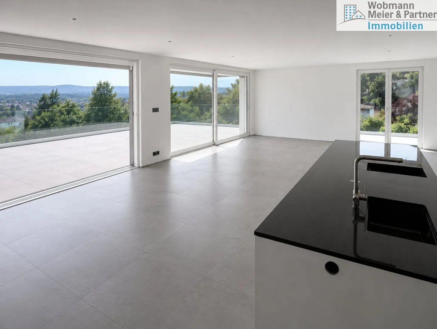 Exclusive 4.5-room penthouse apartment with the most beautiful view - Photo 3 of 8