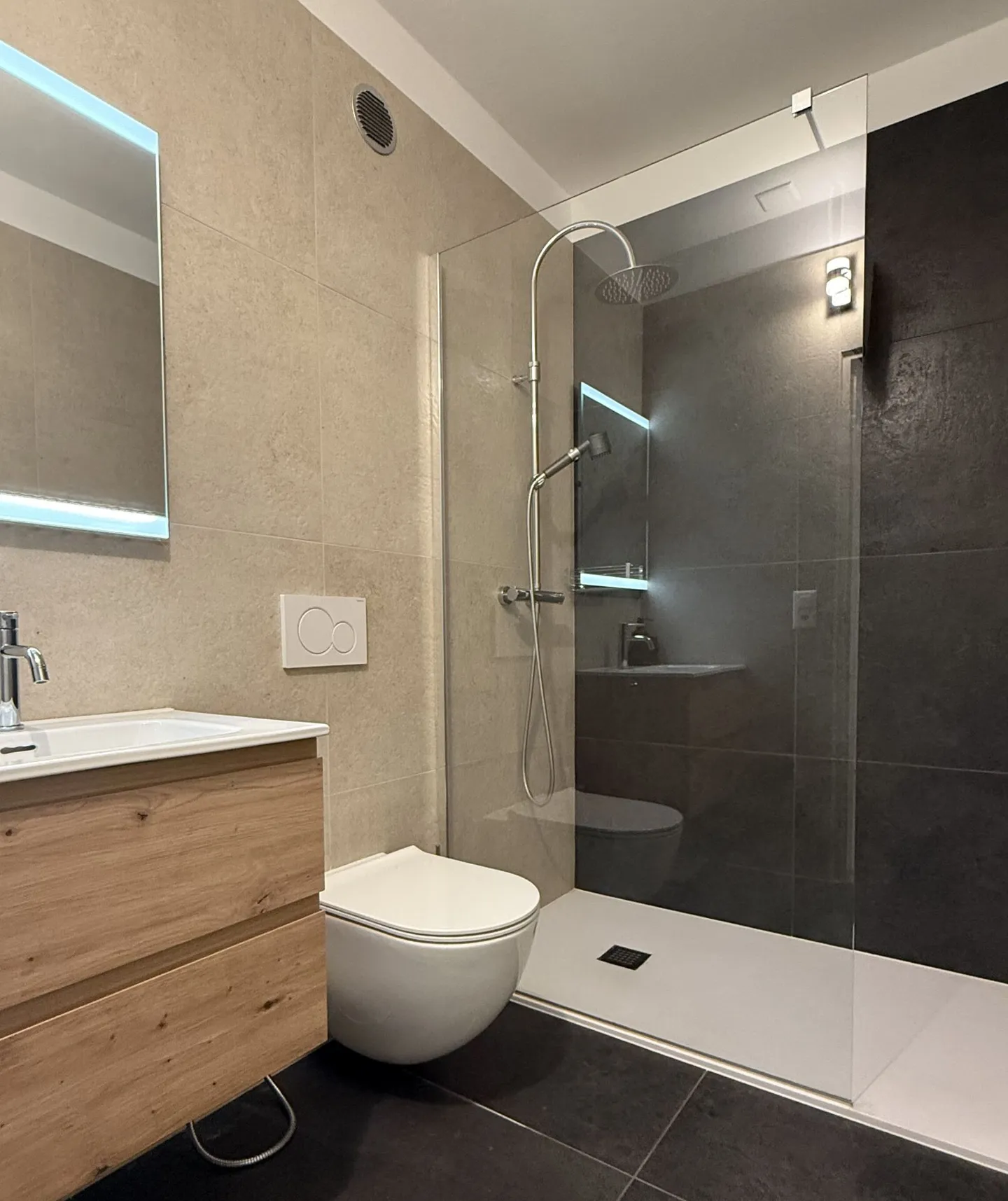 Magnifique 3.5 pièces dans le complexe résidentiel de Cadro - Photo 8 sur 11