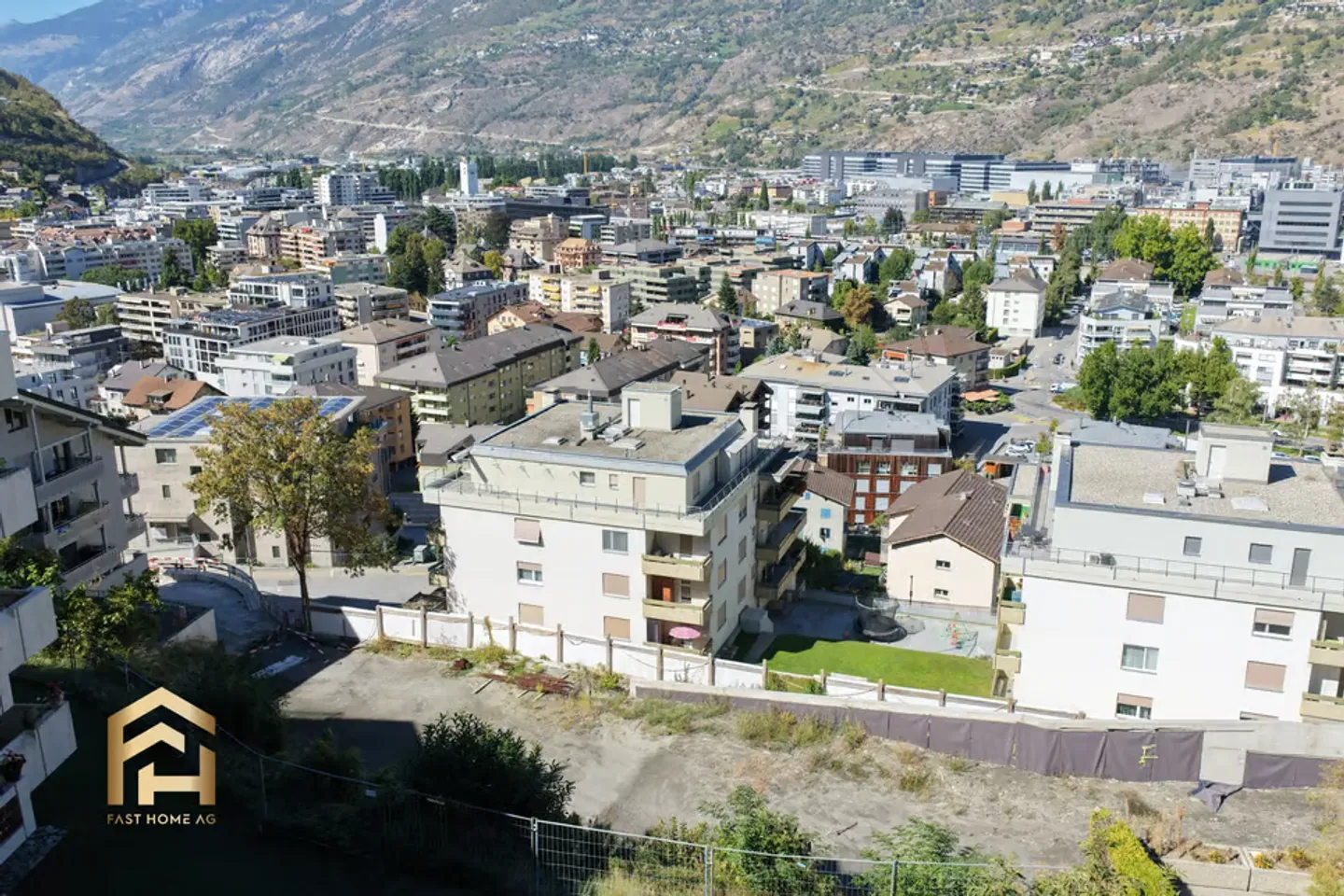 Geräumige Attikawohnung in Visp - Foto 1 von 13