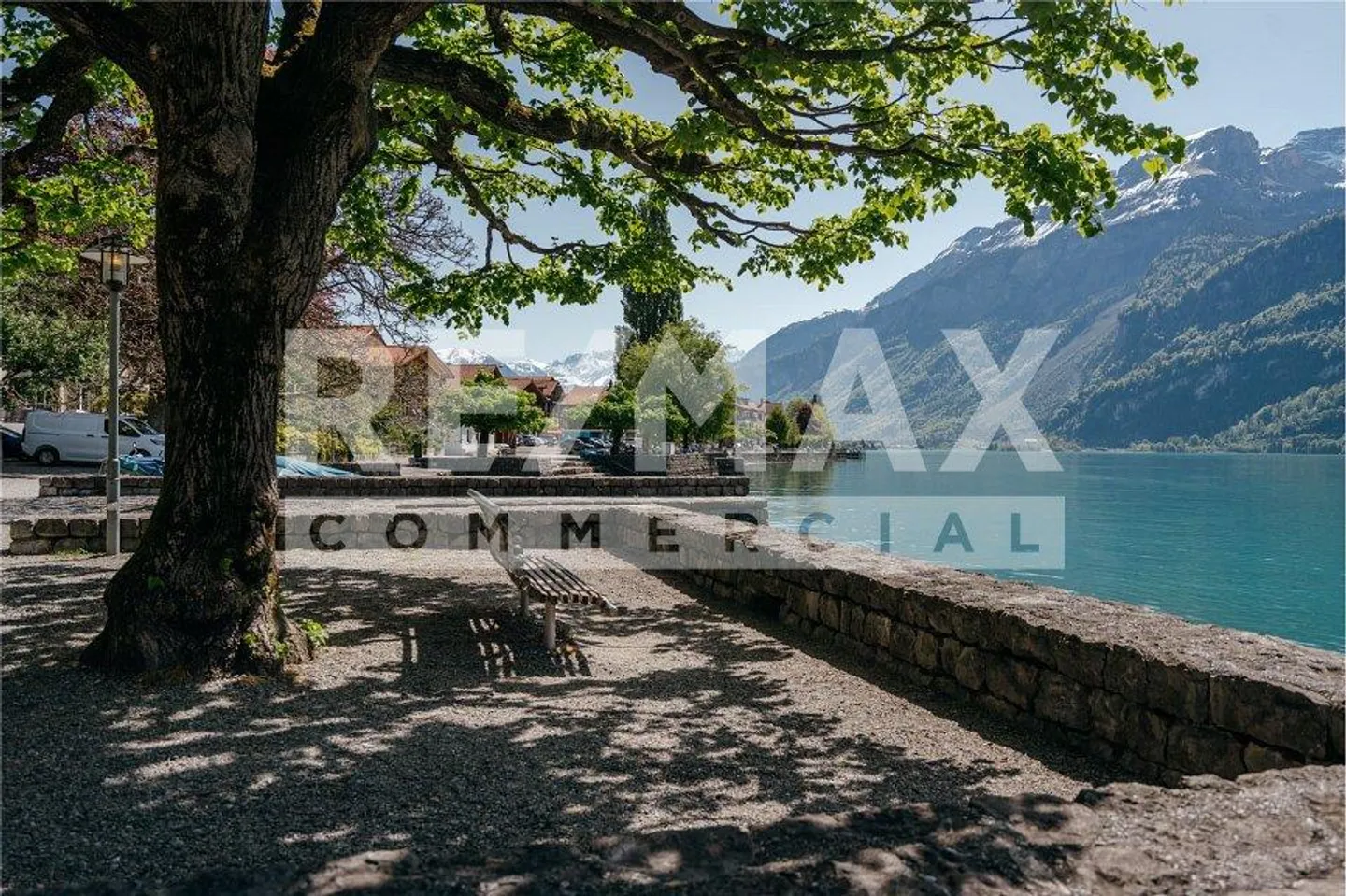 Spazio commerciale in affitto in una posizione ben frequentata a Brienz - Foto 7 di 9