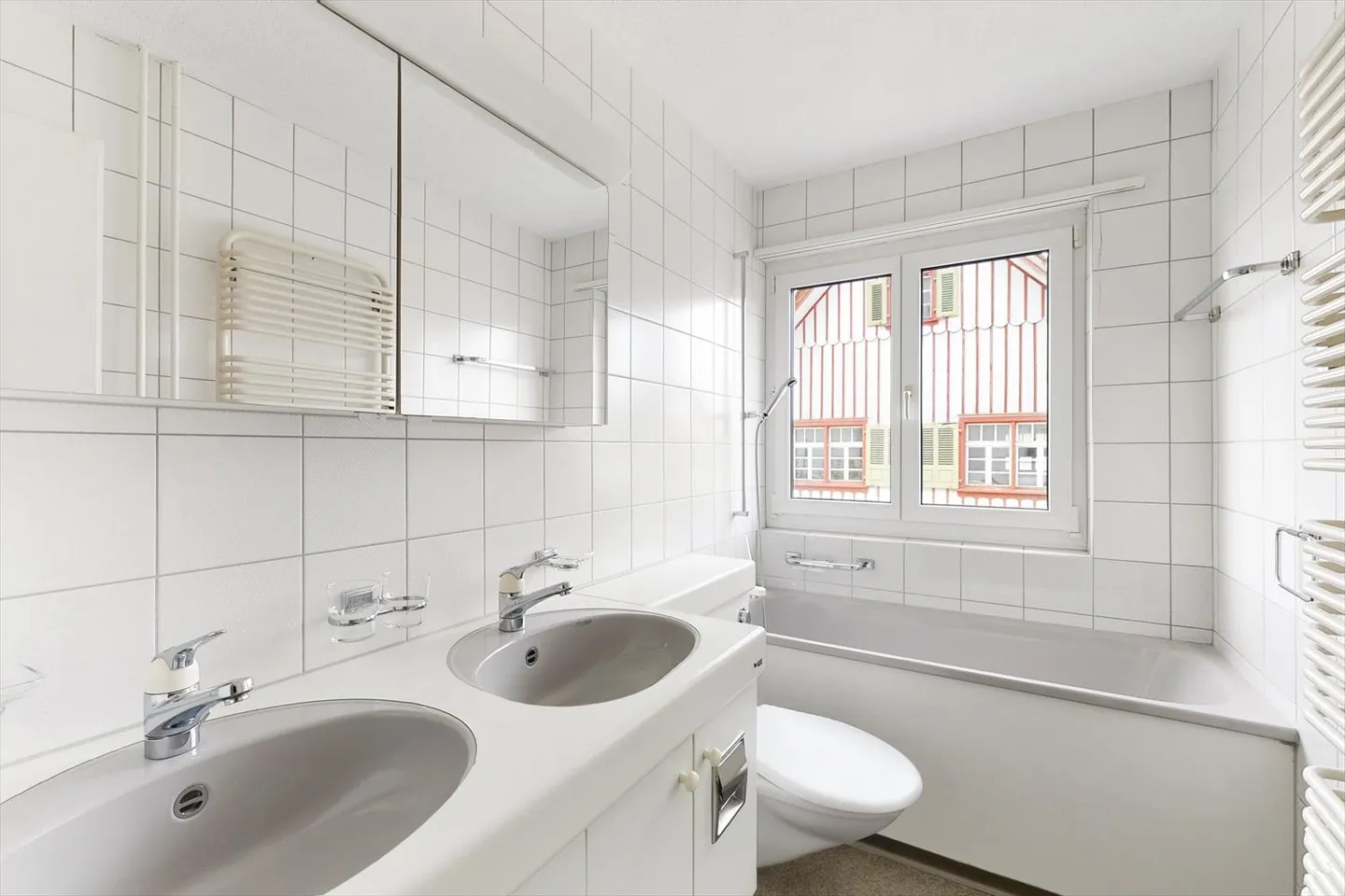 Appartamento in affitto - Foto 3 di 6